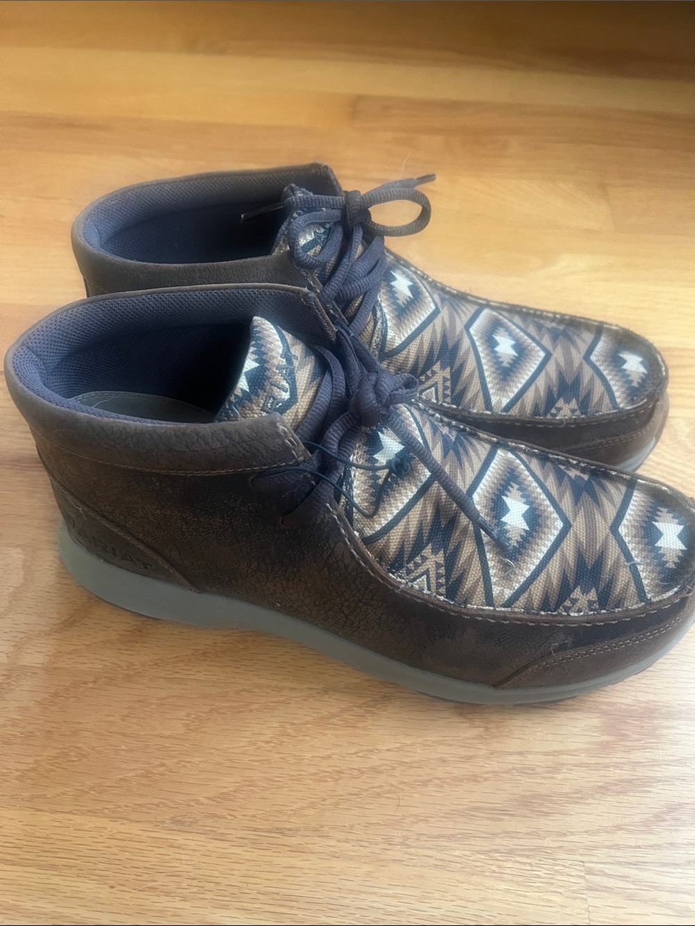 Men's Ariat Brown Patterned Casual Lace-Up Shoes